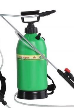 Ручной садовый опрыскиватель